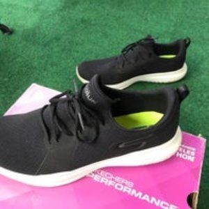 SKECHERS GoRun Black Womens Running Shoe